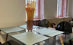 Cozy Apartment In Ljubljana - Free Parking